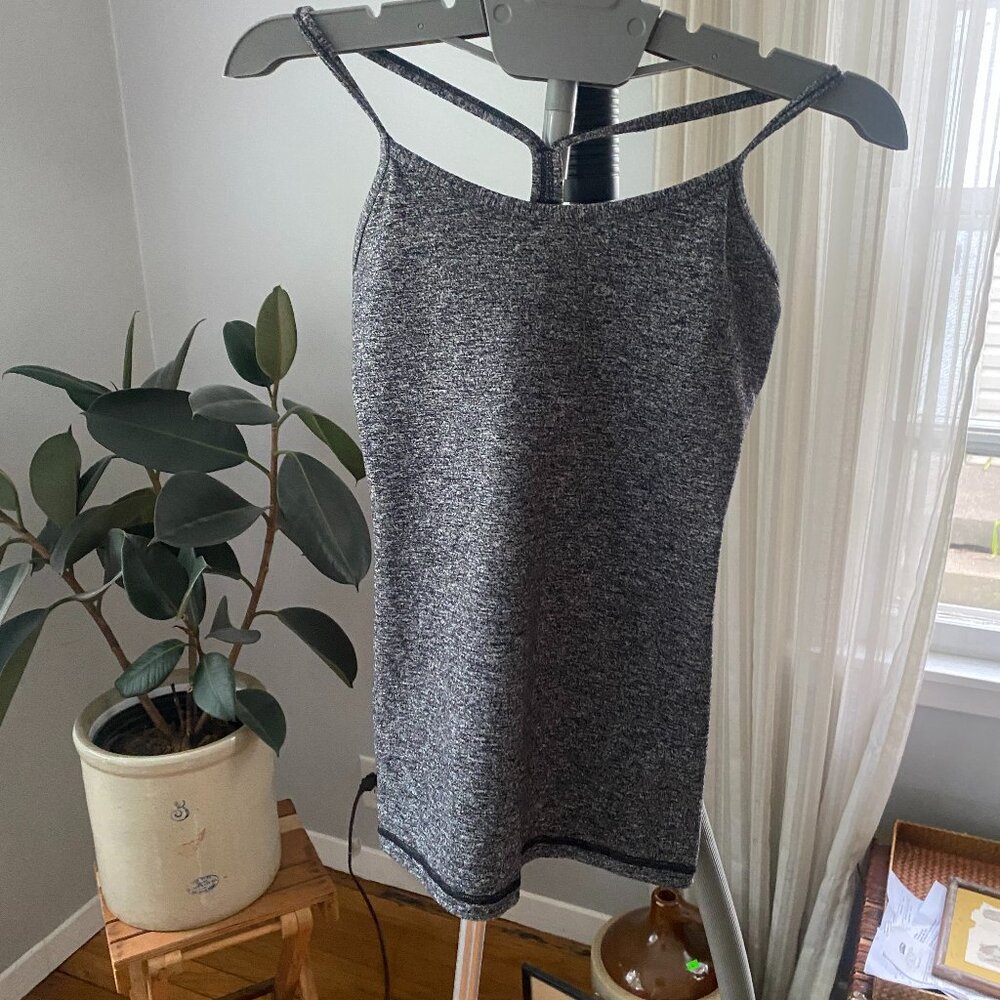 Lululemon Womens Razorback Grey Workout Tank